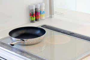 IHクッキングヒーターは加熱面が平面でお手入れが簡単!